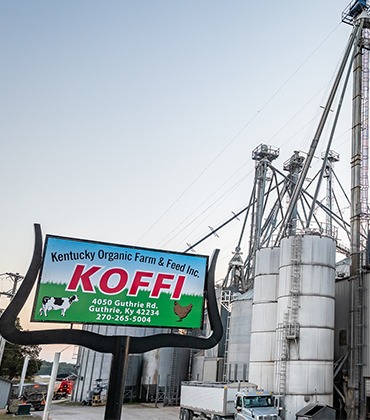 Melvin Troyer, Kentucky Organic Farm and Feed Inc. | Agri Business Review | Top GMO-Free Animal Feed and Fertilizer Farm Melvin Troyer, Kentucky Organic Farm and Feed Inc. | Agri Business Review | Top GMO-Free Animal Feed and Fertilizer Farm